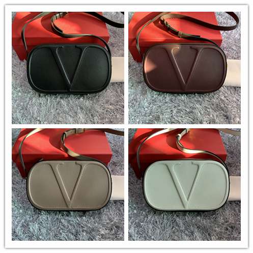 Picture of Valentino Lady Handbags _SKUfw121125378fw